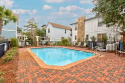Heron Cottage | Pet-Friendly Grayton Beach Retreat with Bikes, & 8Golf Cart