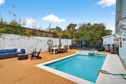30A Sea-Renity! Private heated Pool, Spa & Beach Dayz Bliss! Pets Allowed.