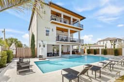 Born 2 Beach – Luxury 10BR Private Heated Pool + Spa, Golf Cart, Bikes