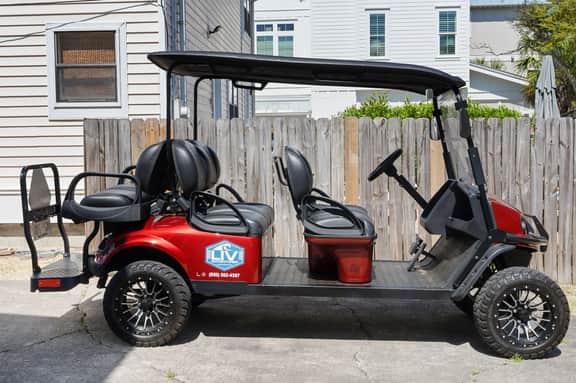 Coastal Bungalow Retreat,  Bikes & Spacious Sun Deck – Minutes to the Beach