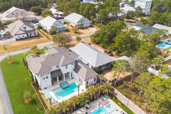 Luxury Blue Mountain Beach Retreat with Private Pool, Spa & Chef’s Kitchen