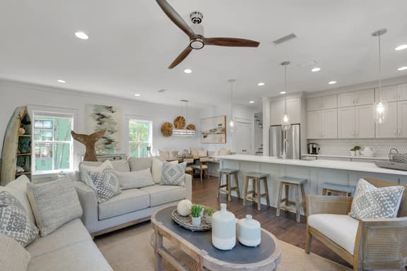 Set Sail for Goin’ Coastal pet friendly 3 bedroom luxury home - Image 1